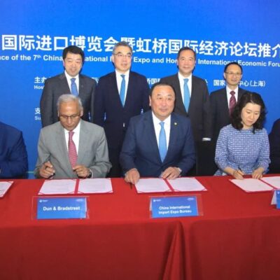 SoleusAir纽约签约仪式，舒乐氏将亮相第七届中国国际进口博览会